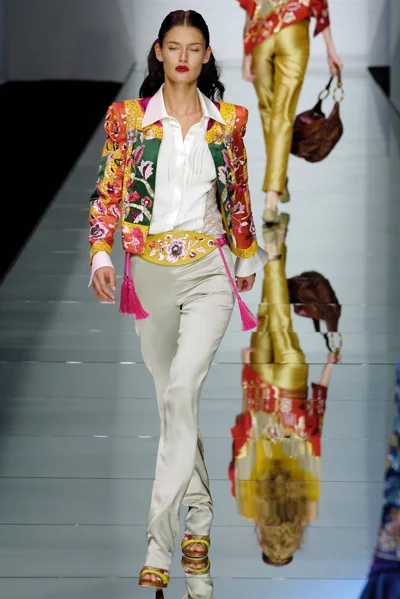 Look 57